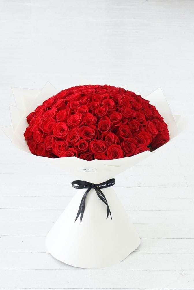 100 Blooming Love Roses - Harrys Flowers London