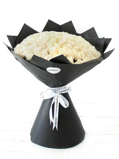 100 Long Stem White Rose Hand-Tied - Harrys Flowers London