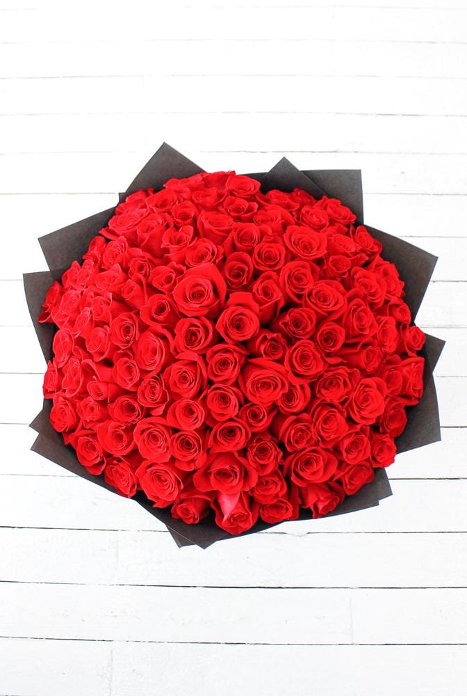 200 Long Stem Red Rose Hand-tied - Harrys Flowers London