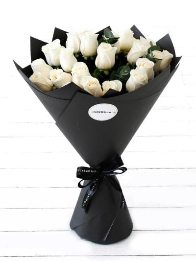 24 Long Stem White Rose Hand-tied - Harrys Flowers London