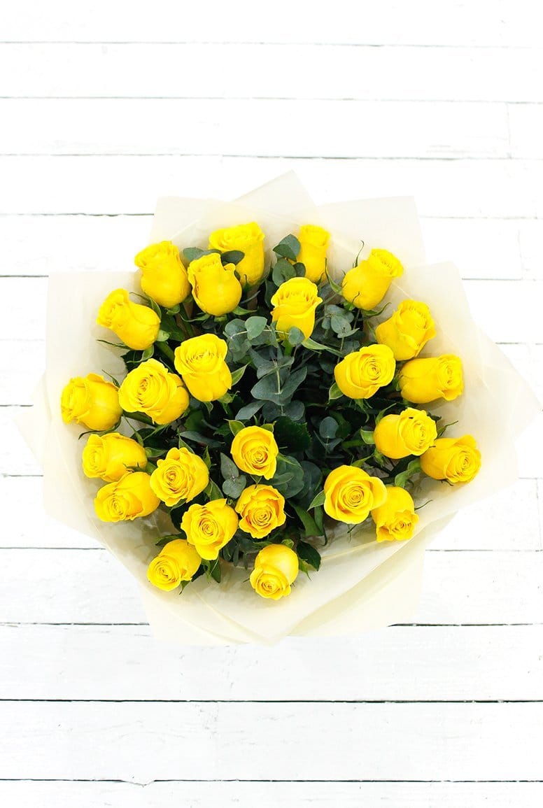 24 Long Stem Yellow Rose Hand-tied - Harrys Flowers London