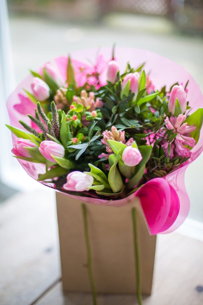 £40.00Mixed Hand Tie of Premium Flowers - Harrys Flowers London