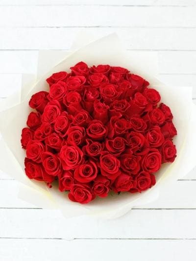 50 Blooming Love Roses Bouquet - Harrys Flowers London