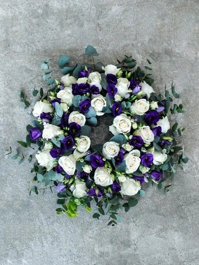 Classic Wreath Purple & White - Harrys Flowers London