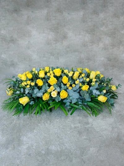 Classic Yellow Rose Sheaf - Harrys Flowers London