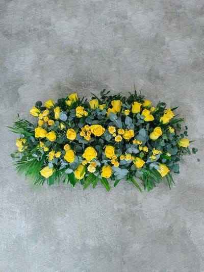 Classic Yellow Rose Sheaf - Harrys Flowers London