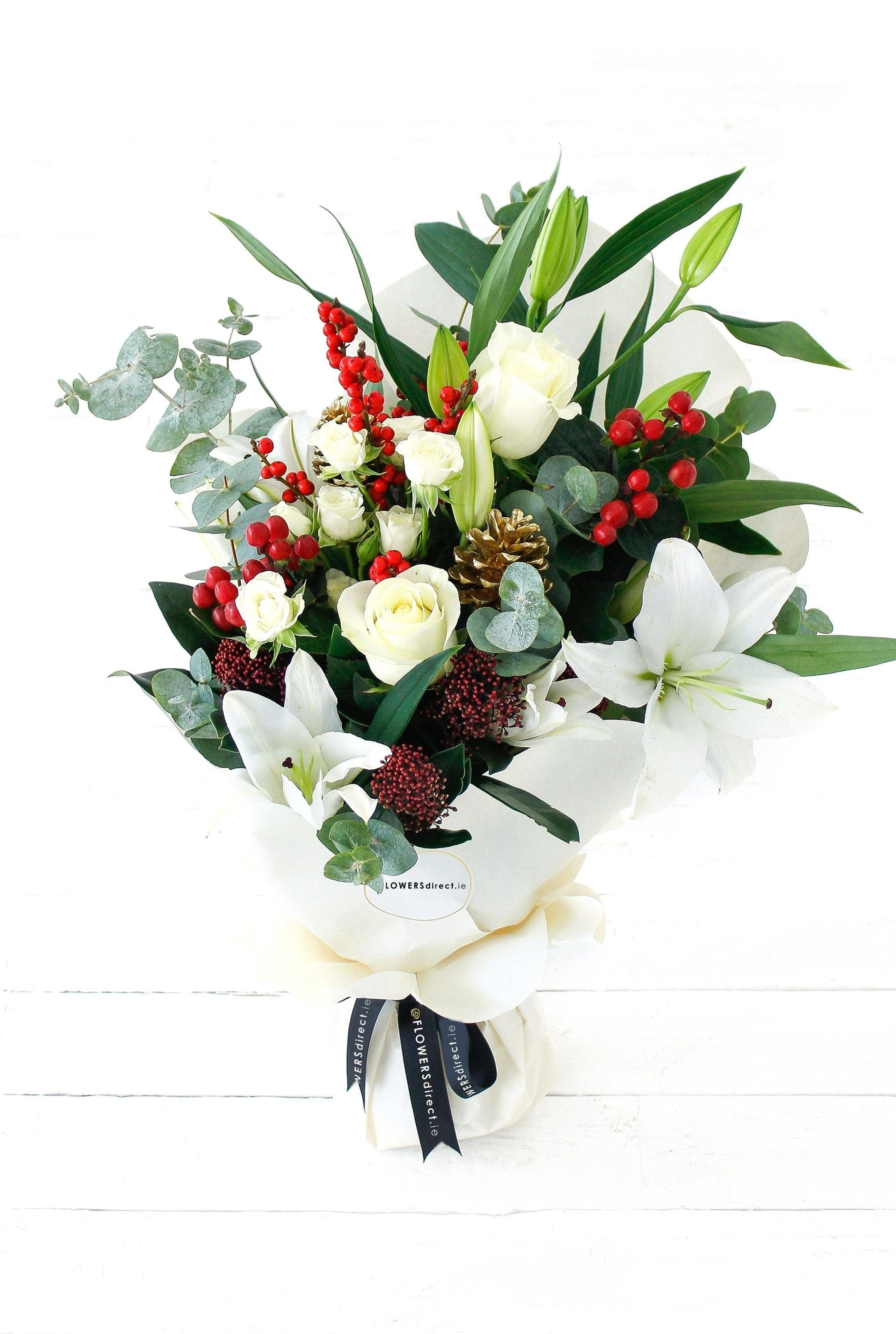 Winter Wonderland Bouquet - Harrys Flowers London