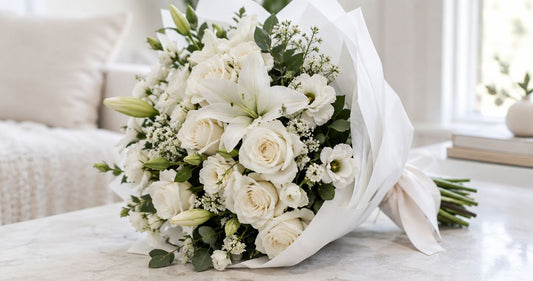 Best all-white flower bouquets for an elegant gift
