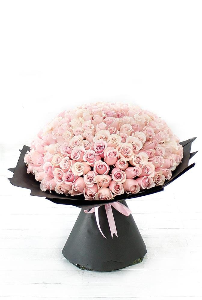 200 Long Stem Pink Rose Hand-tied - Harrys Flowers London