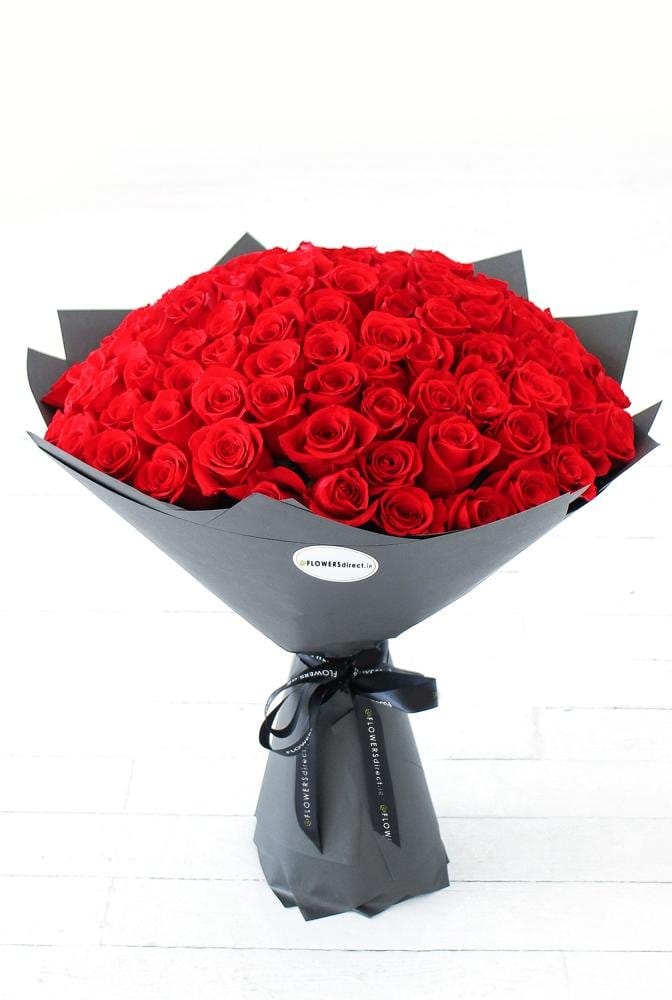 200 Long Stem Red Rose Hand-tied - Harrys Flowers London