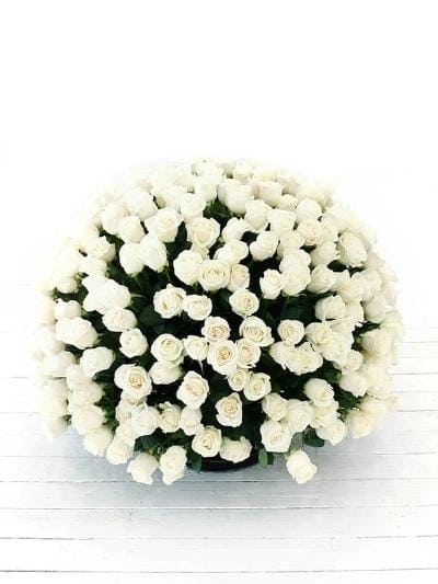 365 Days of Love - Luxury White Roses Hatbox - Harrys Flowers London