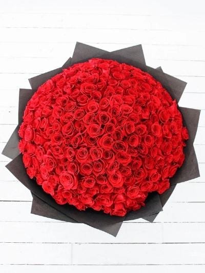 365 Long Stem Red Rose Hand-Tied - Harrys Flowers London