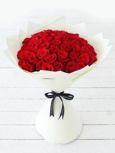 50 Long Stem Red Rose Hand-tied - Harrys Flowers London
