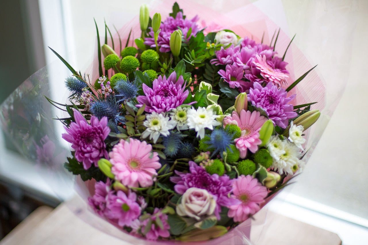 £50 Mixed Hand Tie Of Premium Flowers - Harrys Flowers London