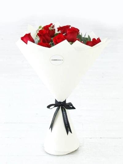 Classic Romance: 12 Hand-tied Red Roses - Harrys Flowers London