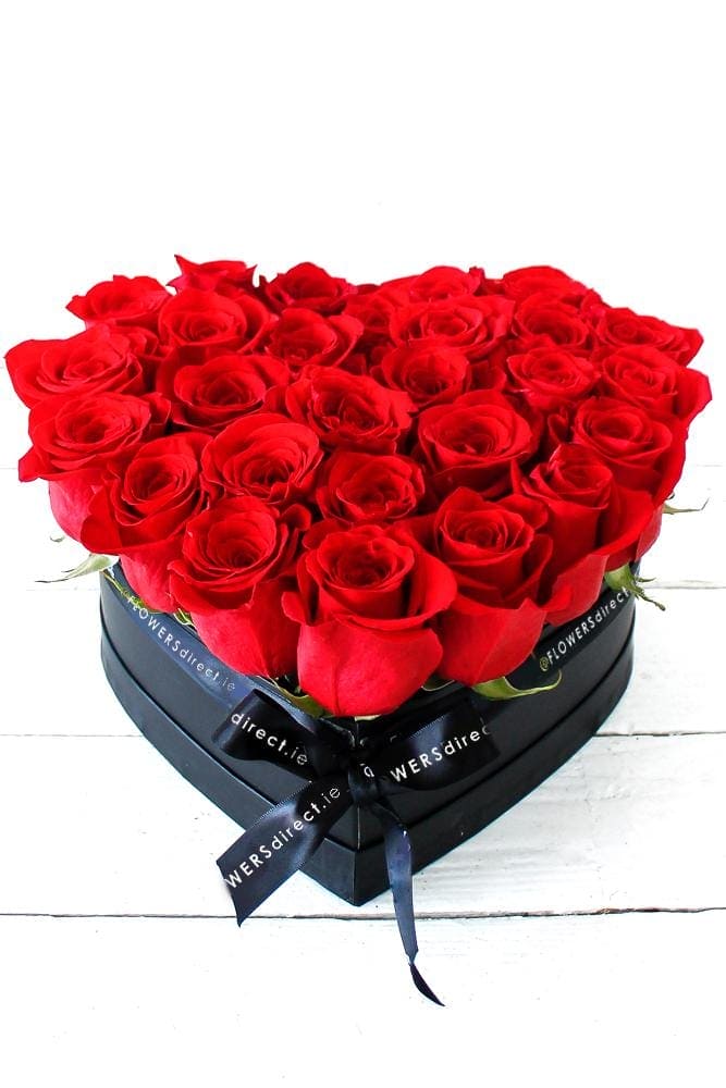Red Roses in a Small Heart-shaped Gift Set - Harrys Flowers London